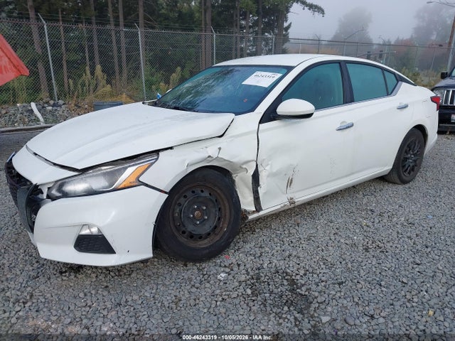 1N4BL4BV7LN319263 Nissan Altima S Fwd