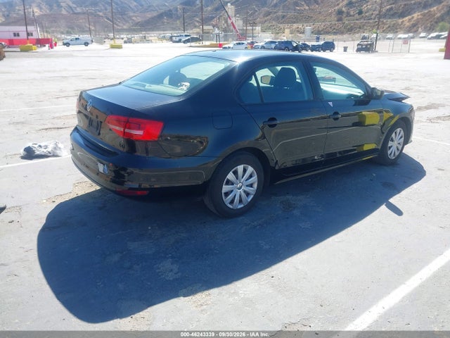 2015 Volkswagen Jetta 2.0l S მანქანა იყიდება აუქციონზე, vin: 3VW2K7AJ4FM254655, აუქციონის ნომერი: 46243339