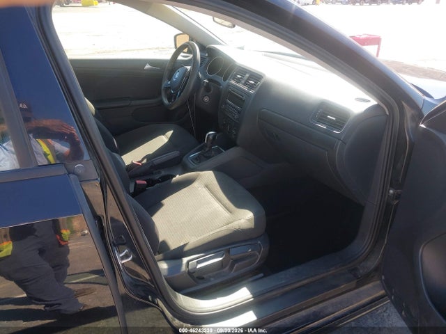 2015 Volkswagen Jetta 2.0l S მანქანა იყიდება აუქციონზე, vin: 3VW2K7AJ4FM254655, აუქციონის ნომერი: 46243339