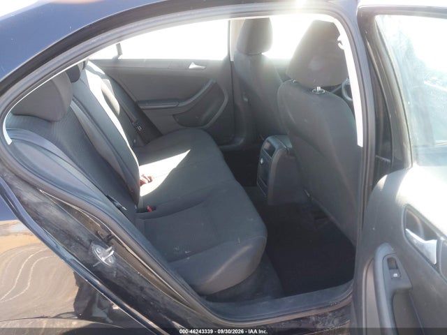 2015 Volkswagen Jetta 2.0l S მანქანა იყიდება აუქციონზე, vin: 3VW2K7AJ4FM254655, აუქციონის ნომერი: 46243339