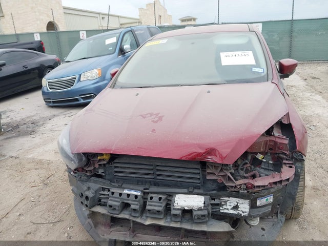 2015 Ford Focus Se მანქანა იყიდება აუქციონზე, vin: 1FADP3K28FL313596, აუქციონის ნომერი: 46243345