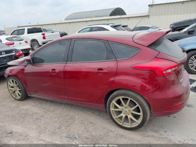 2015 Ford Focus Se მანქანა იყიდება აუქციონზე, vin: 1FADP3K28FL313596, აუქციონის ნომერი: 46243345