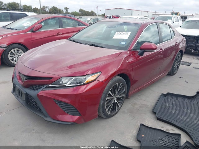 46243352 :رقم المزاد ، 4T1B11HK5JU596763 vin ، 2018 Toyota Camry Se مزاد بيع