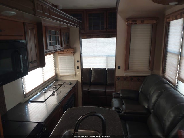 2013 Heartland Bighorn M-3260el მანქანა იყიდება აუქციონზე, vin: 5SFBG3627DE265146, აუქციონის ნომერი: 46243355