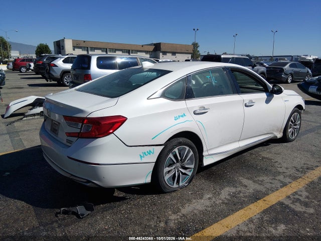 Продажа на аукционе авто 2020 Honda Accord Hybrid Touring, vin: 1HGCV3F92LA010485, номер лота: 46243368
