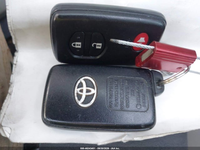 2014 Toyota Prius Three მანქანა იყიდება აუქციონზე, vin: JTDKN3DU5E1828829, აუქციონის ნომერი: 46243401