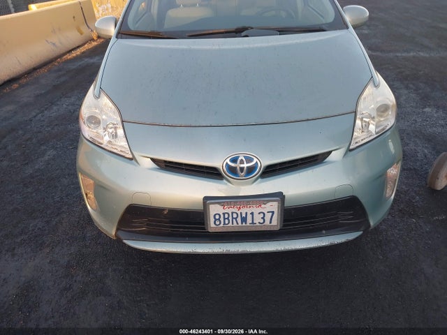 2014 Toyota Prius Three მანქანა იყიდება აუქციონზე, vin: JTDKN3DU5E1828829, აუქციონის ნომერი: 46243401