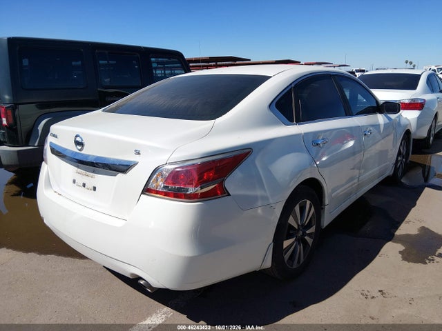 2015 Nissan Altima 2.5 S მანქანა იყიდება აუქციონზე, vin: 1N4AL3AP0FC197273, აუქციონის ნომერი: 46243433