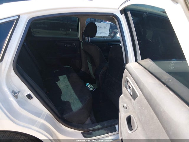 2015 Nissan Altima 2.5 S მანქანა იყიდება აუქციონზე, vin: 1N4AL3AP0FC197273, აუქციონის ნომერი: 46243433