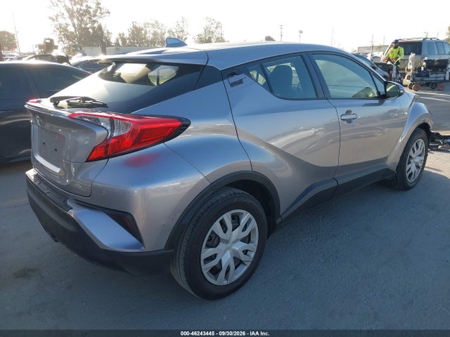 Toyota C-HR LE 2019 JTNKHMBX7K1026722 Image 4