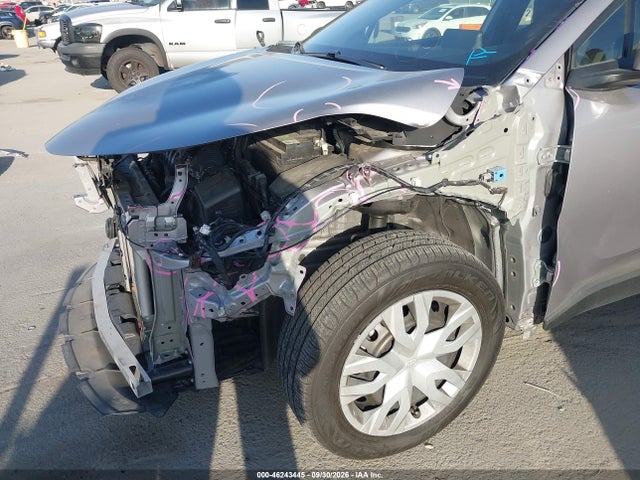 Toyota C-HR LE 2019 JTNKHMBX7K1026722 Image 6