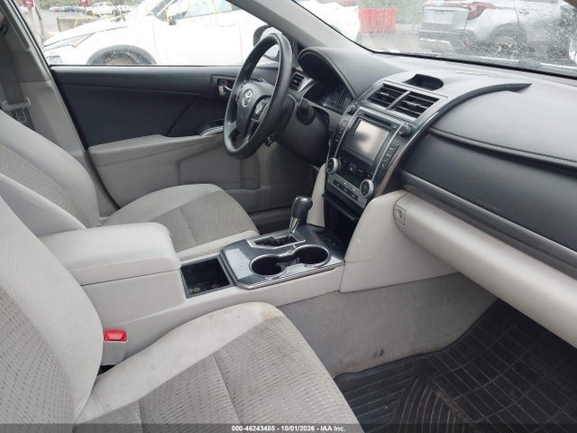 46243485 :رقم المزاد ، 4T1BD1FKXEU116281 vin ، 2014 Toyota Camry Hybrid Le مزاد بيع