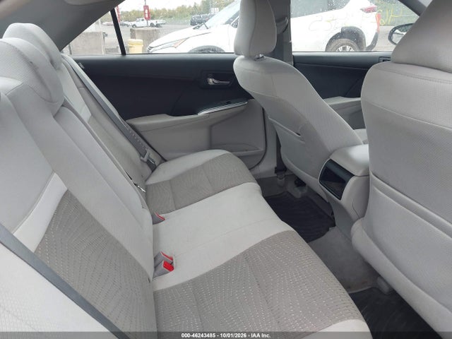 46243485 :رقم المزاد ، 4T1BD1FKXEU116281 vin ، 2014 Toyota Camry Hybrid Le مزاد بيع