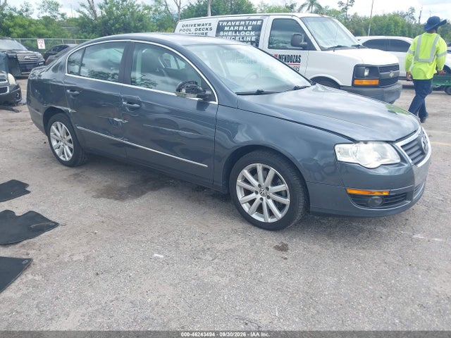 2010 Volkswagen Passat Komfort მანქანა იყიდება აუქციონზე, vin: WVWJK7ANXAE129580, აუქციონის ნომერი: 46243494
