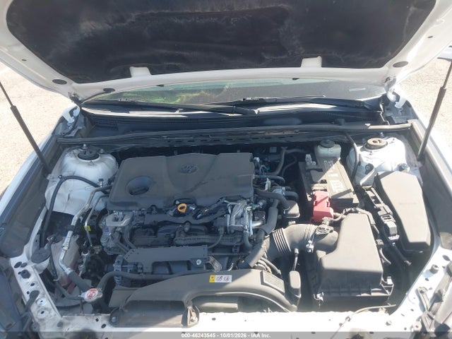 46243545 :رقم المزاد ، 4T1B11HK2JU042144 vin ، 2018 Toyota Camry Se مزاد بيع