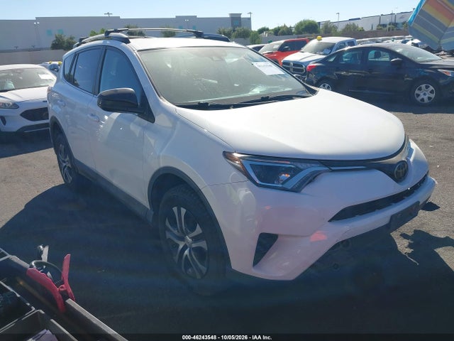 46243548 :رقم المزاد ، 2T3ZFREVXJW479975 vin ، 2018 Toyota Rav4 Le مزاد بيع