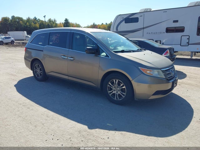 Auction sale of the 2013 Honda Odyssey Ex-l, vin: 5FNRL5H6XDB023555, lot number: 46243570