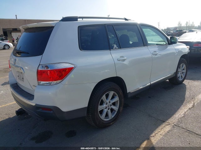 Продаж на аукціоні авто 2013 Toyota Highlander Se V6, vin: 5TDBK3EH0DS219014, номер лоту: 46243573
