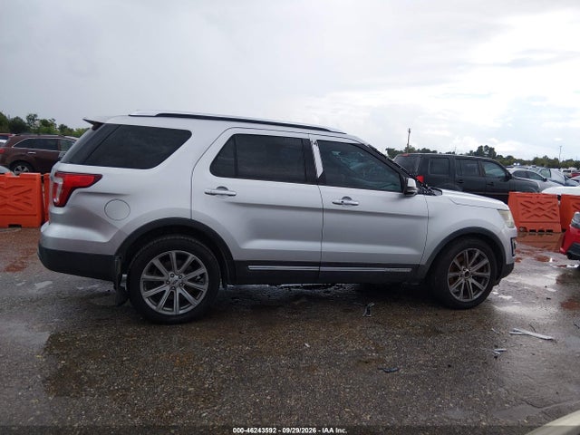 46243592 :رقم المزاد ، 1FM5K7F82HGB82207 vin ، 2017 Ford Explorer Limited مزاد بيع
