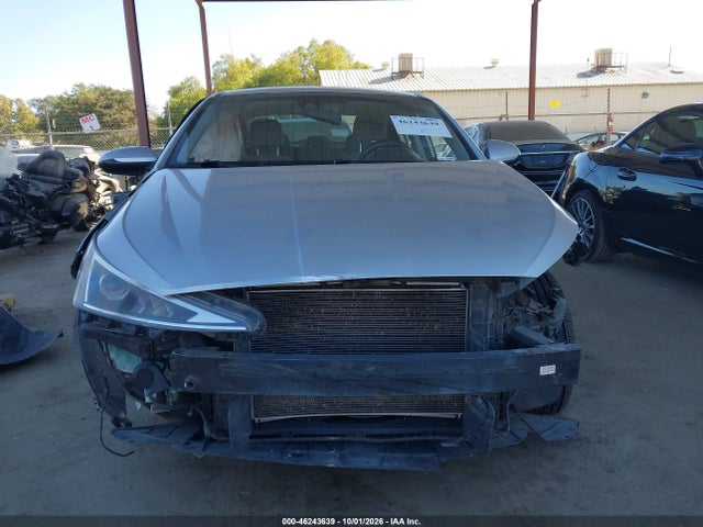 KMHD84LF6KU731119 Hyundai ELANTRA SEL