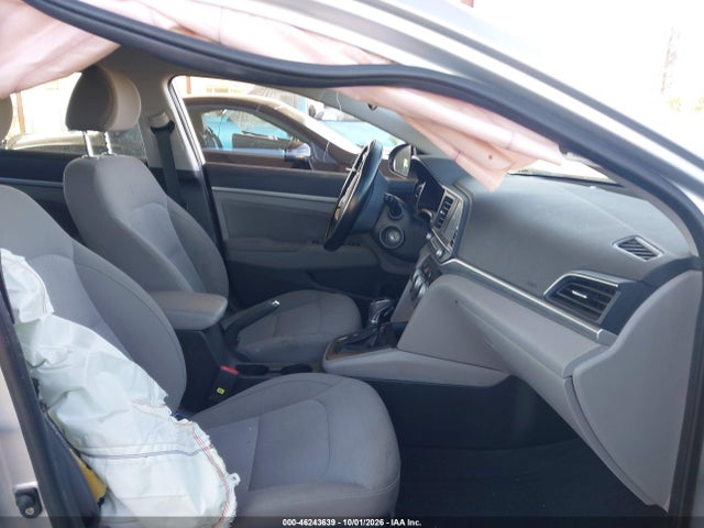 KMHD84LF6KU731119 Hyundai ELANTRA SEL