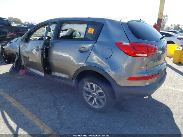 KIA Sportage Lx 2016 KNDPB3AC5G7806985 Image 3