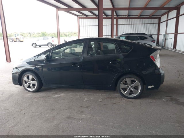 46243690 :رقم المزاد ، JTDKN3DU6D5618781 vin ، 2013 Toyota Prius Three Se مزاد بيع