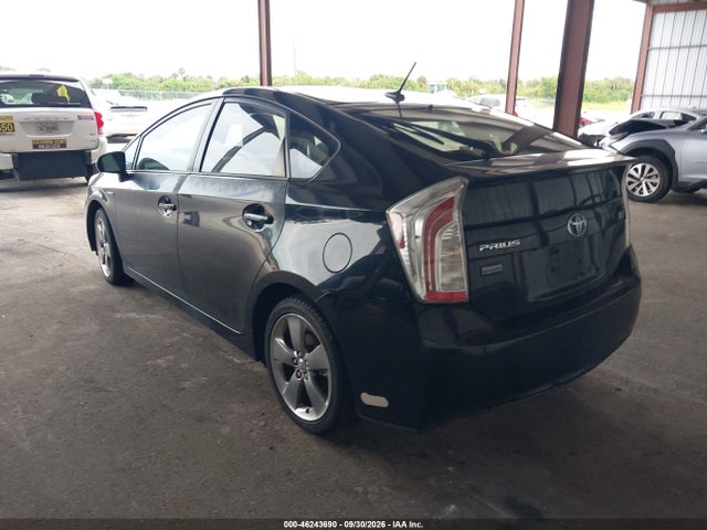 46243690 :رقم المزاد ، JTDKN3DU6D5618781 vin ، 2013 Toyota Prius Three Se مزاد بيع