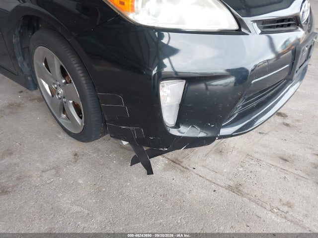 46243690 :رقم المزاد ، JTDKN3DU6D5618781 vin ، 2013 Toyota Prius Three Se مزاد بيع