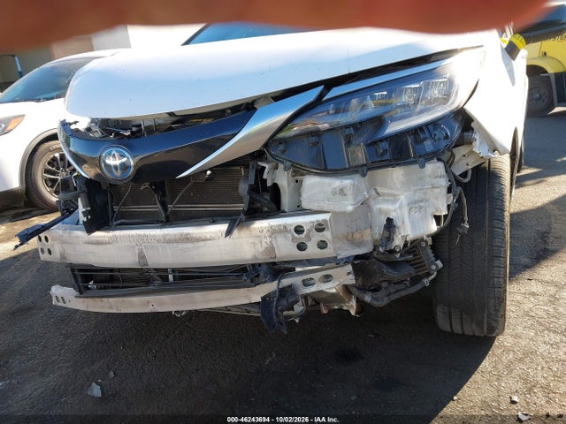 46243694 :رقم المزاد ، 5TDXRKEC2MS042031 vin ، 2021 Toyota Sienna Xse مزاد بيع