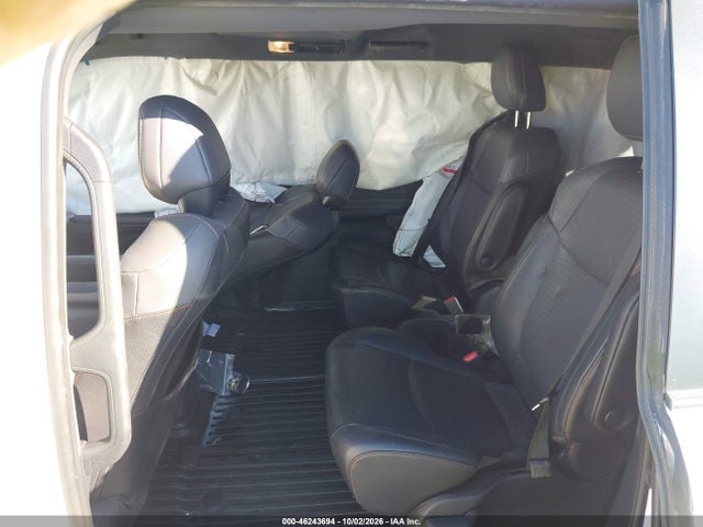 46243694 :رقم المزاد ، 5TDXRKEC2MS042031 vin ، 2021 Toyota Sienna Xse مزاد بيع