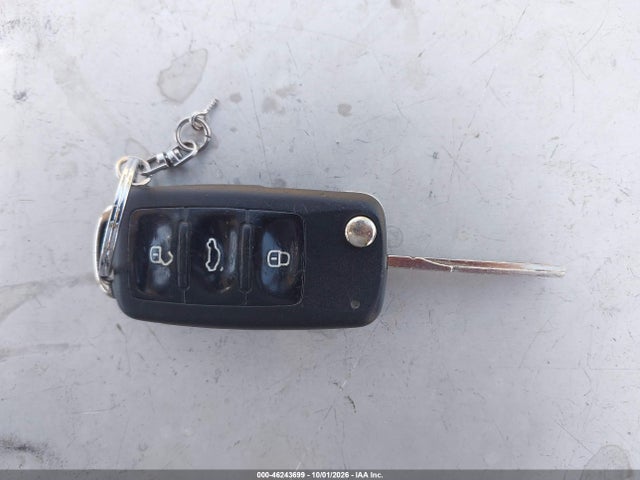 Volkswagen Beetle 1.8t Entry 2014 3VWF17AT1EM636467 Image 11