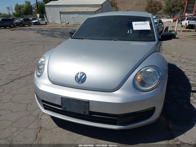 Volkswagen Beetle 1.8t Entry 2014 3VWF17AT1EM636467 Image 6