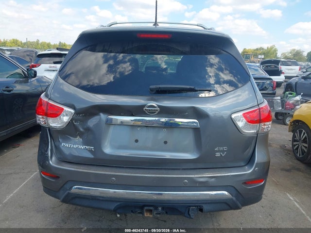 46243745 :رقم المزاد ، 5N1AR2MM9FC714344 vin ، 2015 Nissan Pathfinder Sv مزاد بيع