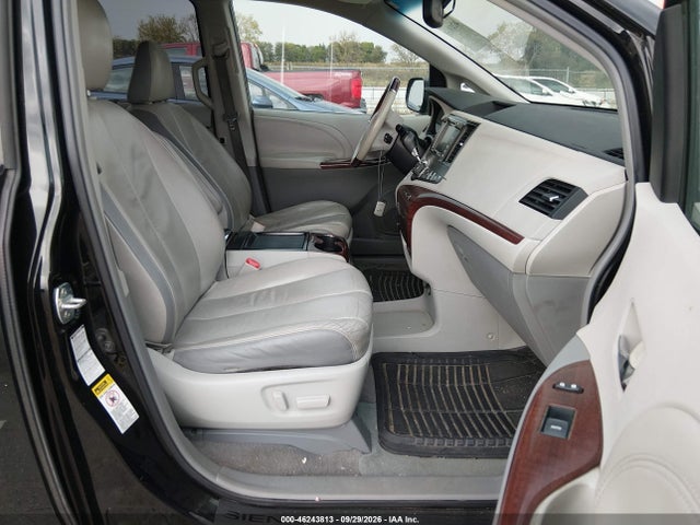 2011 Toyota Sienna Limited მანქანა იყიდება აუქციონზე, vin: 5TDDK3DC1BS013356, აუქციონის ნომერი: 46243813