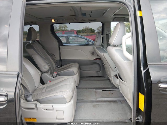 2011 Toyota Sienna Limited მანქანა იყიდება აუქციონზე, vin: 5TDDK3DC1BS013356, აუქციონის ნომერი: 46243813