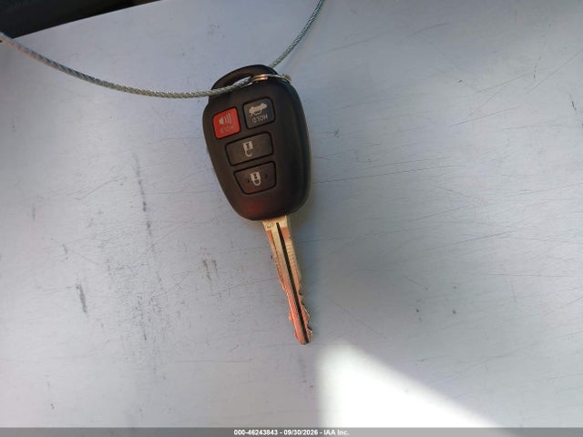 46243843 :رقم المزاد ، 4T4BF1FK7DR308708 vin ، 2013 Toyota Camry Le مزاد بيع