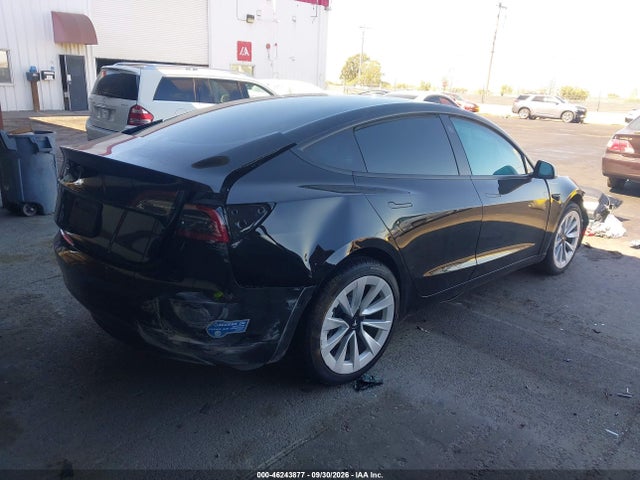 46243877 :رقم المزاد ، 5YJ3E1EA1MF878565 vin ، 2021 Tesla Model 3 Standard Range Plus Rear-wheel Drive مزاد بيع