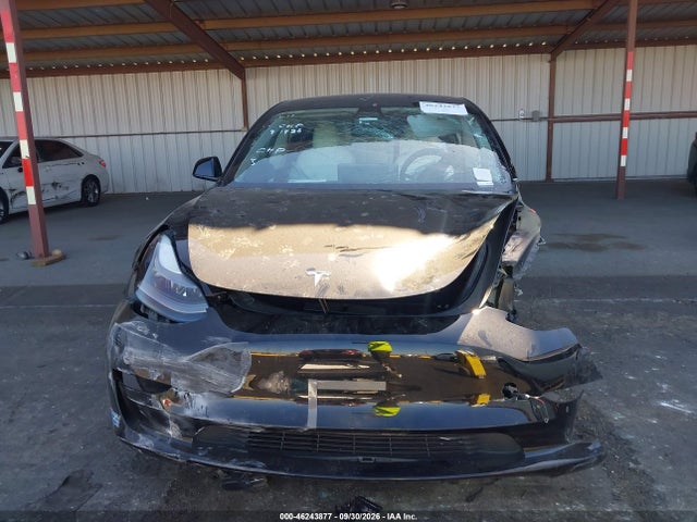 46243877 :رقم المزاد ، 5YJ3E1EA1MF878565 vin ، 2021 Tesla Model 3 Standard Range Plus Rear-wheel Drive مزاد بيع