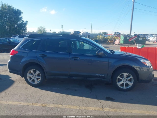 Subaru Outback 2.5i Premium 2014 4S4BRBCC3E3282314 Image 13