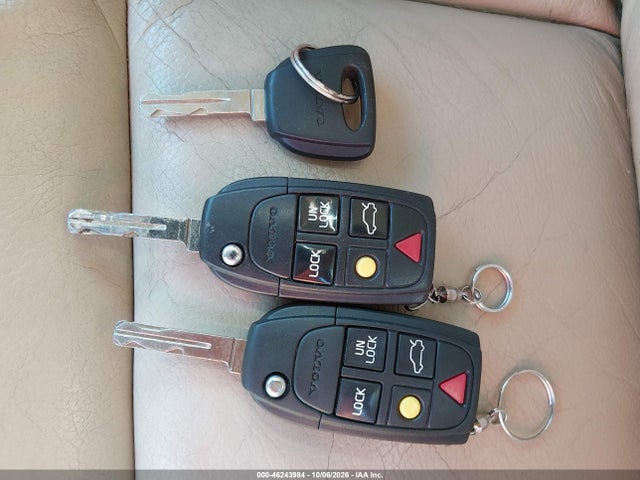 46243984 :رقم المزاد ، YV1RS592862530050 vin ، 2006 Volvo S60 2.5t مزاد بيع