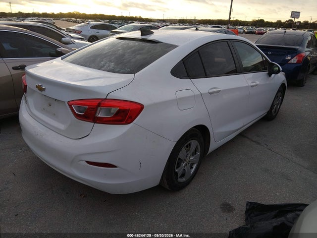 1G1BC5SM2H7251305 Chevrolet Cruze Ls Auto