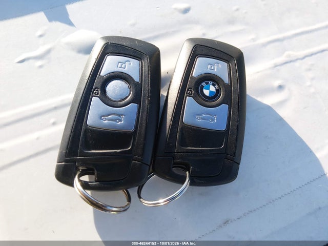 46244153 :رقم المزاد ، WBA3B1C58DF078398 vin ، 2013 Bmw 320i مزاد بيع