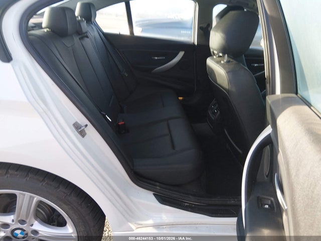 46244153 :رقم المزاد ، WBA3B1C58DF078398 vin ، 2013 Bmw 320i مزاد بيع
