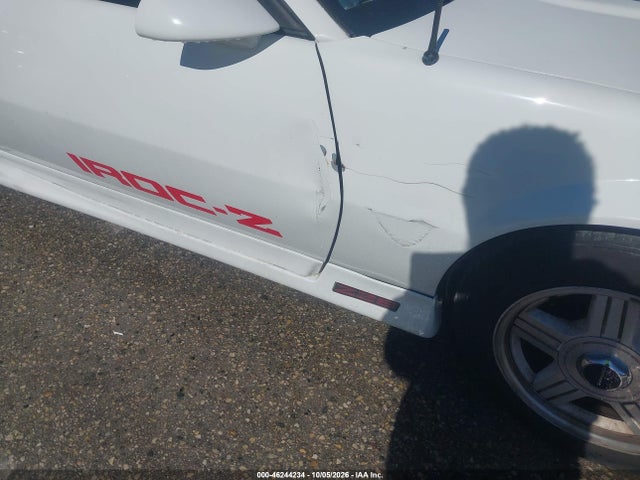 Продажа на аукционе авто 1992 Chevrolet Camaro Z28, vin: 1G1FP23F0NL114614, номер лота: 46244234