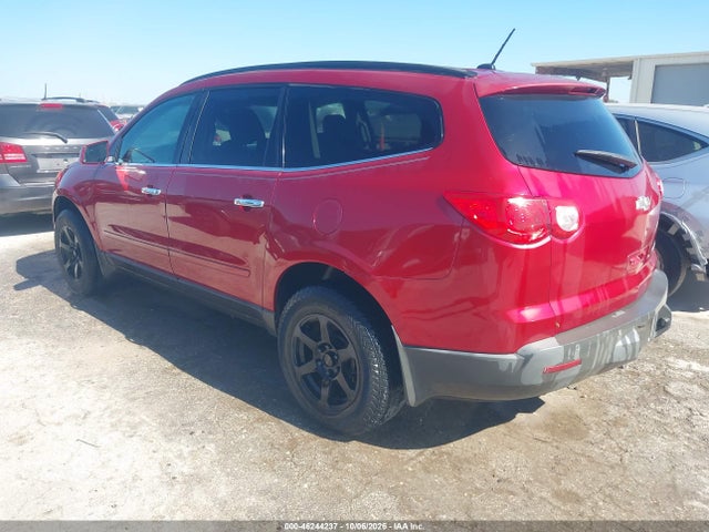46244237 :رقم المزاد ، 1GNKRJED3CJ406070 vin ، 2012 Chevrolet Traverse 2lt مزاد بيع