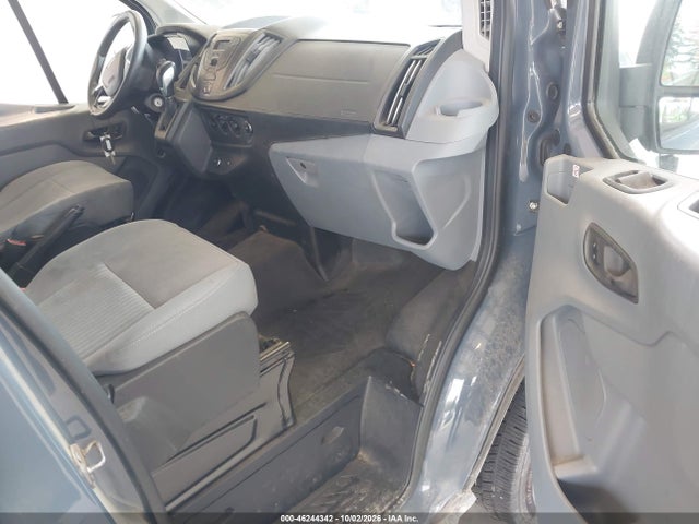 Ford Transit-250 2019 1FTYR3XM7KKB74061 Image 5