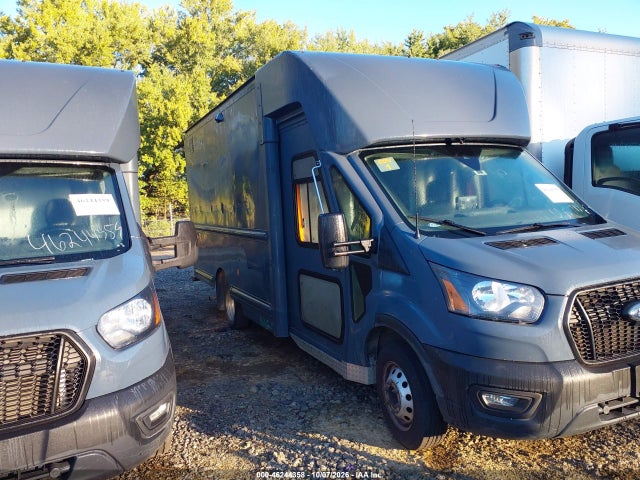 46244358 :رقم المزاد ، 1FDDF6P83NKA46167 vin ، 2022 Ford Transit-350 Cutaway مزاد بيع