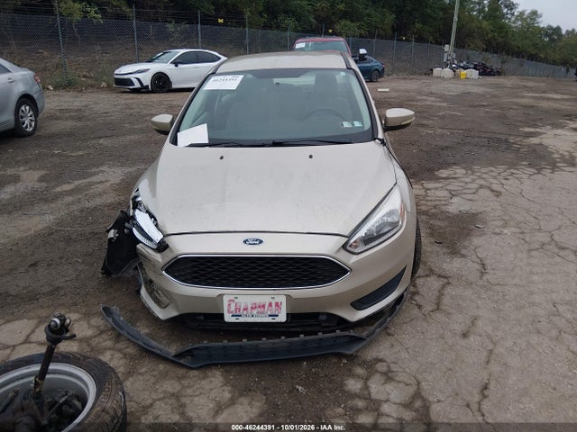 46244391 :رقم المزاد ، 1FADP3F27HL251024 vin ، 2017 Ford Focus Se مزاد بيع