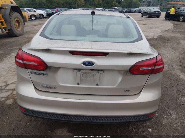 46244391 :رقم المزاد ، 1FADP3F27HL251024 vin ، 2017 Ford Focus Se مزاد بيع